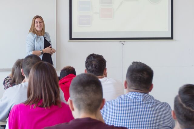 What Is Effective PD for Teachers? A Practical Guide for Schools and Instructional Leaders